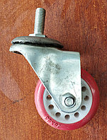 Колесо обрезиненное на штыре, поворотное с подшипником диаметр d-75 мм, красный