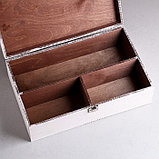 Подарочный ящик 34×21.5×10.5 см деревянный 3 отдела, с закрывающейся крышкой, состаренный, фото 4