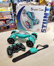 Машинка перевертыш Stunt Car управление браслетом 092