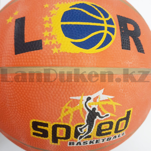 basketbol'nyj mjach sboku