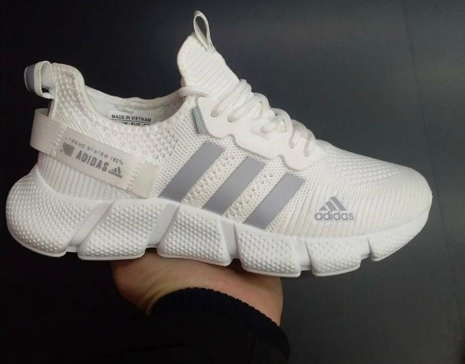 Белые лёгкие кроссовки Adidas 37-41