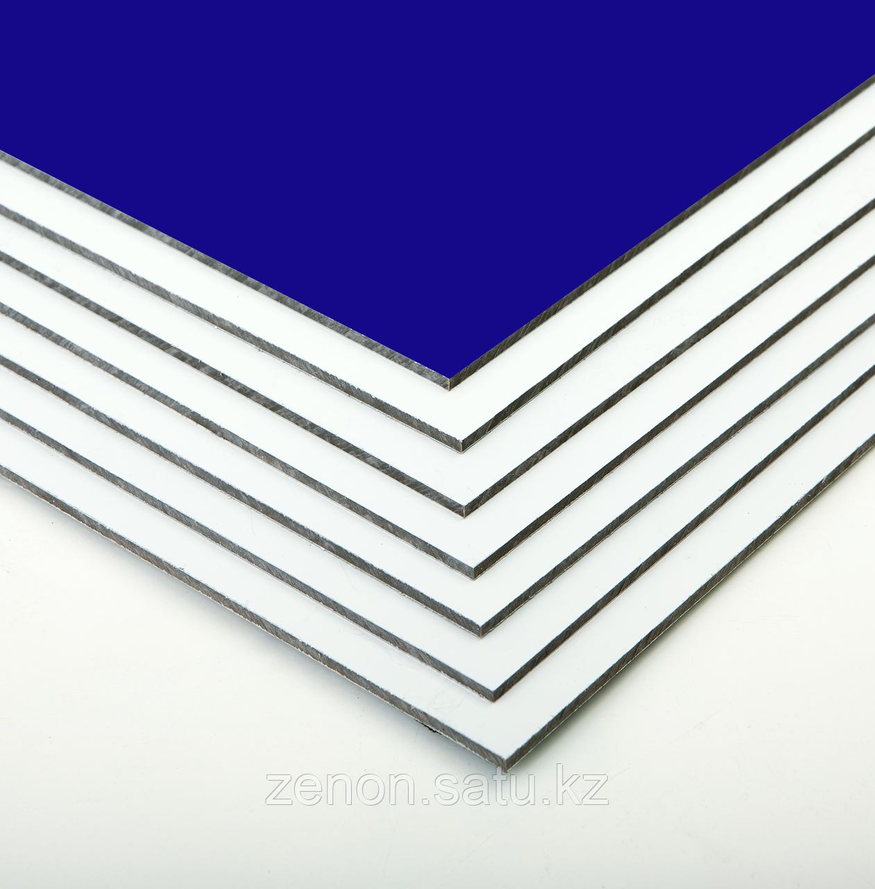 Алюминиевые композитные панели (АЛЮКОБОНД) BILDEX, полиэстер, толщина 3 мм, стенка 0.21 мм, белый, 1.5 х 4 м темно-синий - фото 1 - id-p107291428