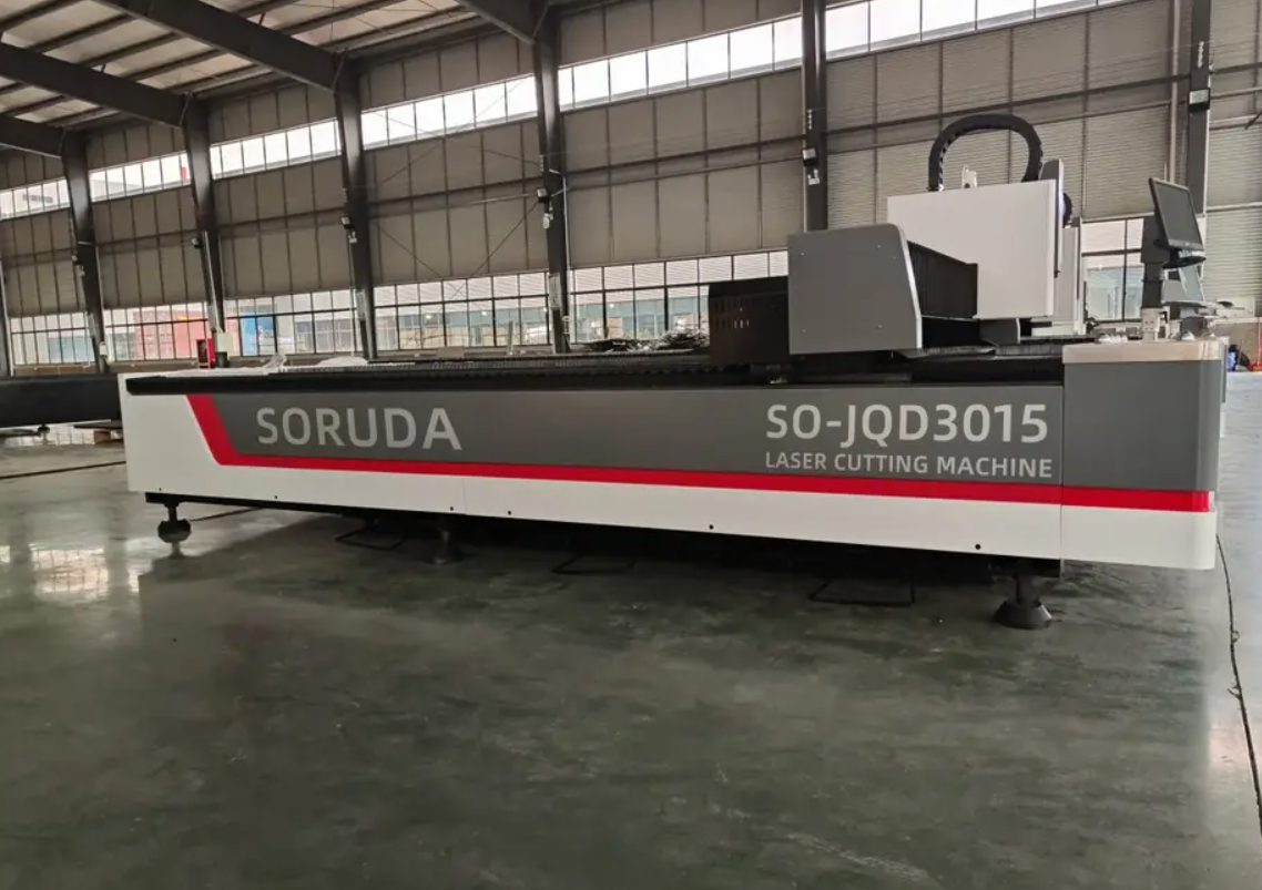 Станок для резки металла 1500 Вт 2000 Вт 3000 Вт 6000 Вт волоконно-лазерная резка