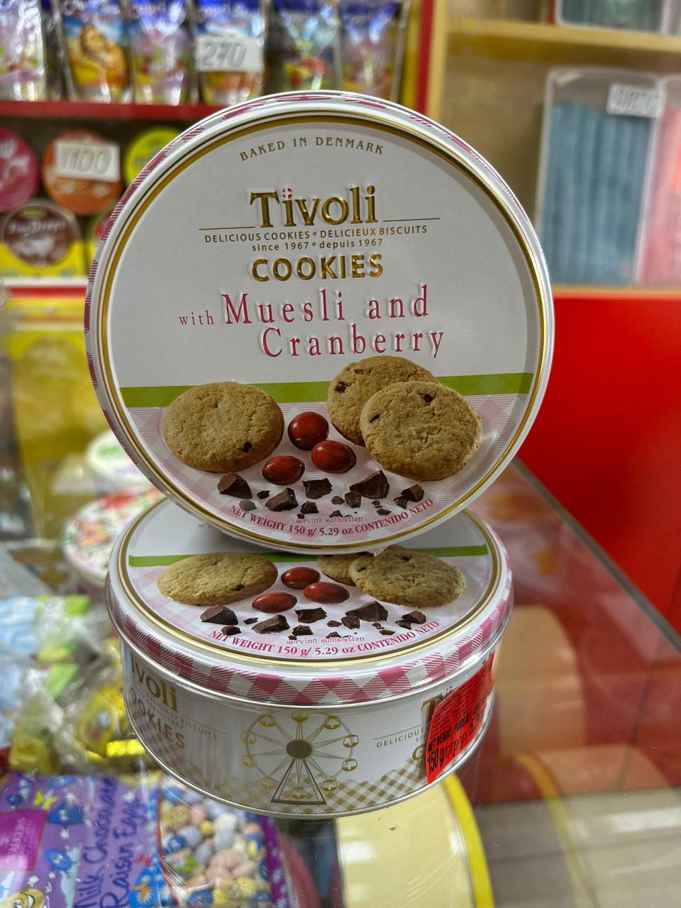 Печенье Tivoli Delicius Cookies Muesli and Cranberry 150 гр. ж/б - фото 1 - id-p107323542