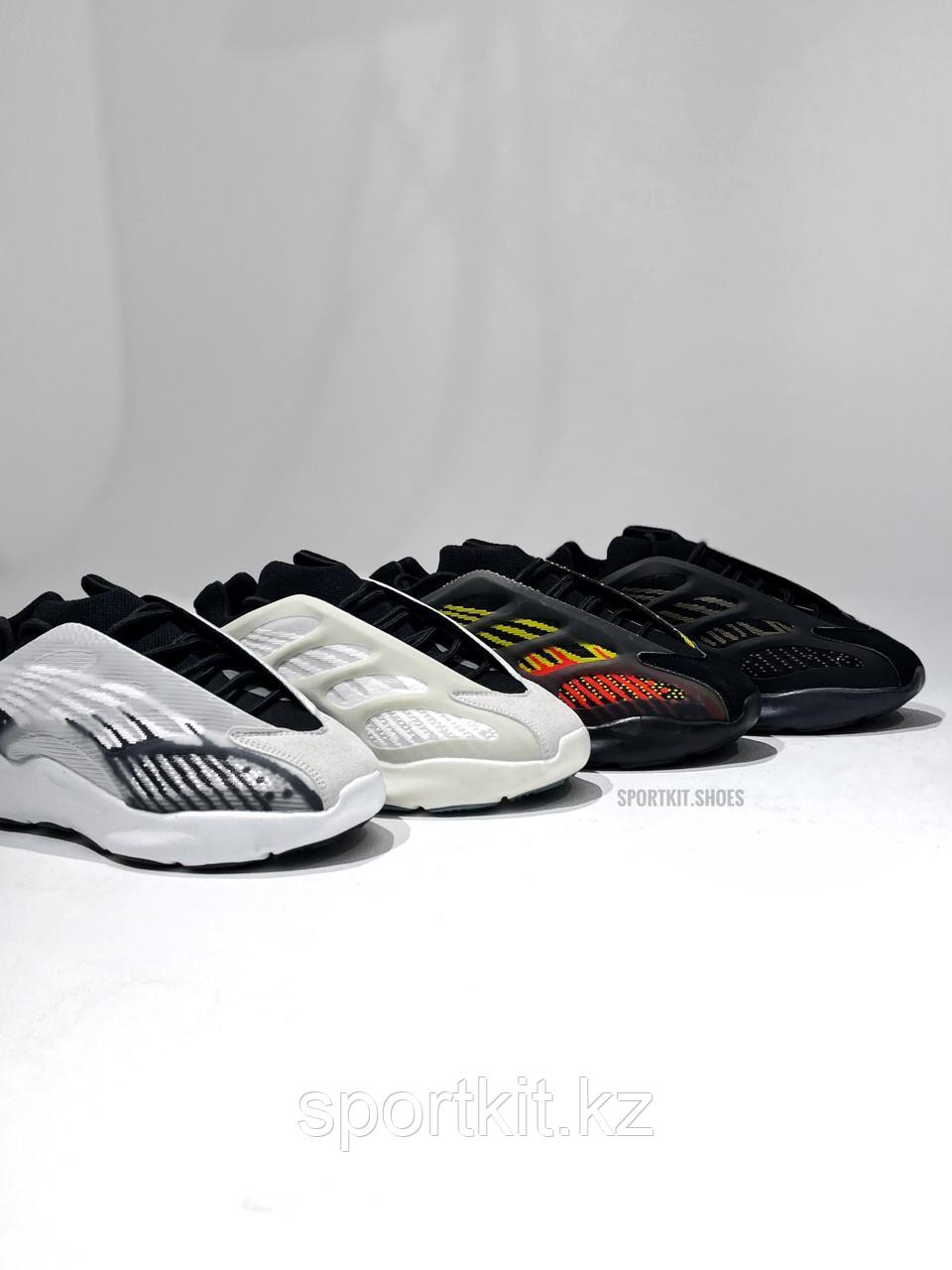 Кросс Adidas Yeezy 700 бел сер 700-8 - фото 5 - id-p107332129