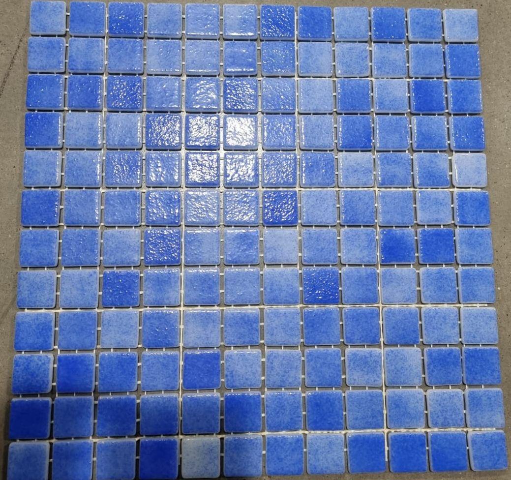 Мозайка стеклянная Alttoglass Nieblas Azul Claro (3003) для бассейна (тёмно-голубая) - фото 3 - id-p107341275