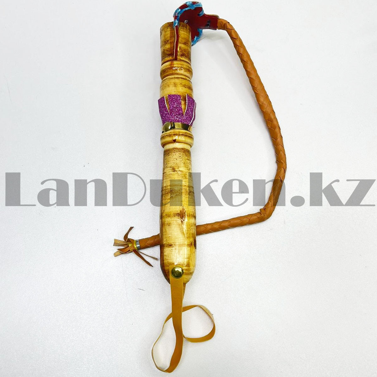 Камча с деревянной рукояткой: продажа, цена в Алматы. подарки и сувениры