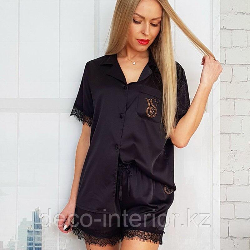 Сатиновая пижама с ажурными шортиками и рубашкой Victoria's Secret - фото 2 - id-p103133271