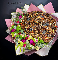 Огромный шоколадный букет с цветами, фото 2