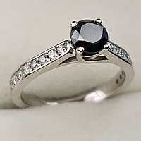 Золотое кольцо с Черным бриллиантом 0.73Ct и белыми бриллиантами 0,27Сt VS2/H VG-Cut
