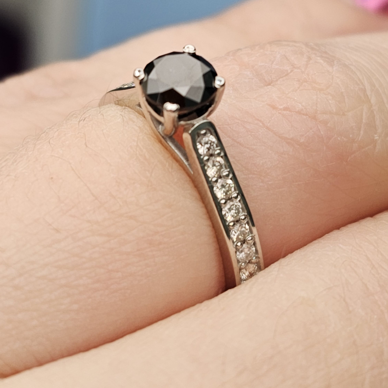 Золотое кольцо с Черным бриллиантом 0.73Ct и белыми бриллиантами 0,27Сt VS2/H VG-Cut - фото 9 - id-p93747043