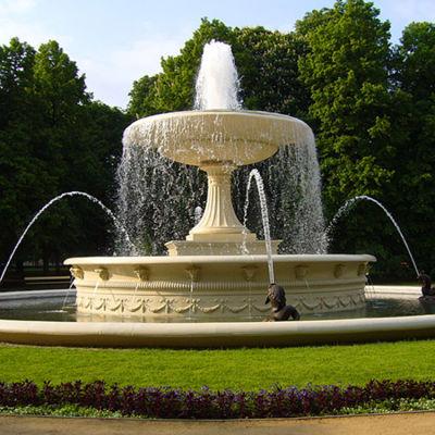 парк с фонтанами