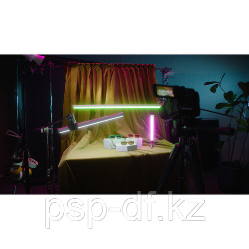 Комплект светодиодных осветителей Aputure Amaran PT4c 2-Light Production Kit RGB LED Pixel Tube 120cm - фото 2 - id-p107568334