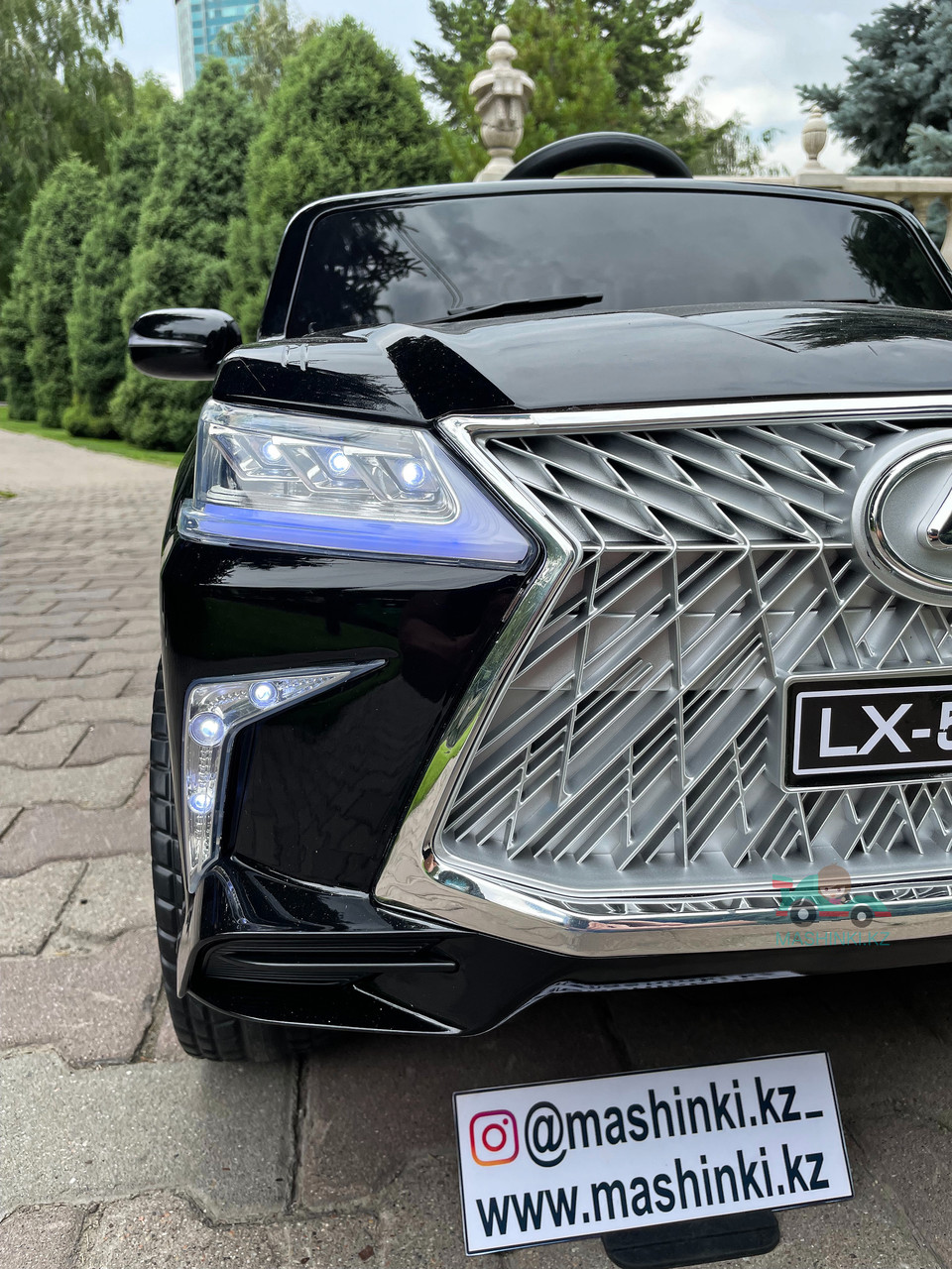 Детский электромобиль Lexus LX570 - фото 2 - id-p107615716