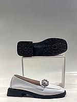 Женская обувь лоферы белого цвета "BAVER". Размер 40., фото 2