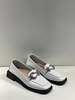 Женская обувь лоферы белого цвета "BAVER". Размер 40., фото 5