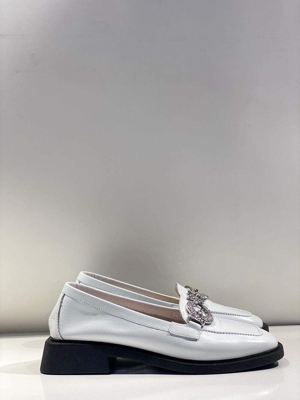 Женская обувь лоферы белого цвета "BAVER". Размер 40. - фото 6 - id-p107630414