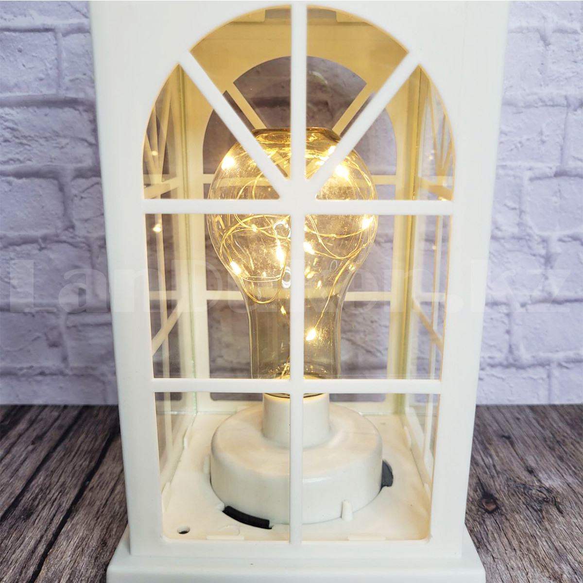 Светодиодный фонарь светильник на батарейках белый