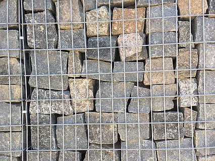 Жыныс мүшелеріне пирсинг жасау Мен Даша Сагалованы ұрдым