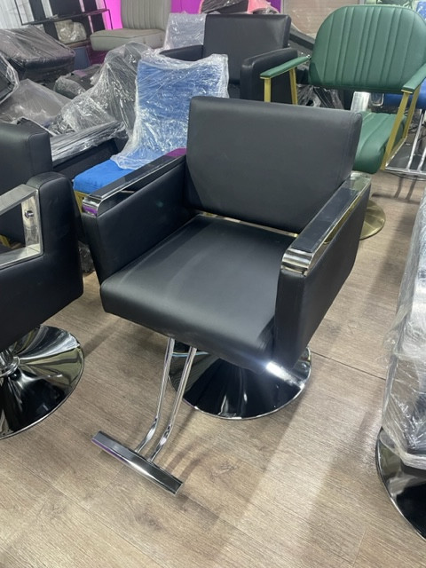 Кресло парикмахерское с подставкой для ног KP-0010 - фото 3 - id-p103743351