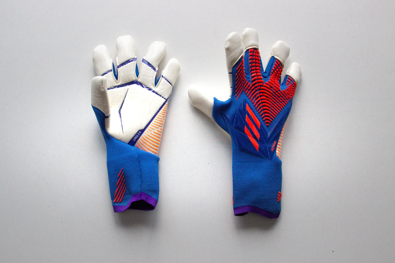 Футбольные перчатки Adidas Predator - фото 1 - id-p107654355