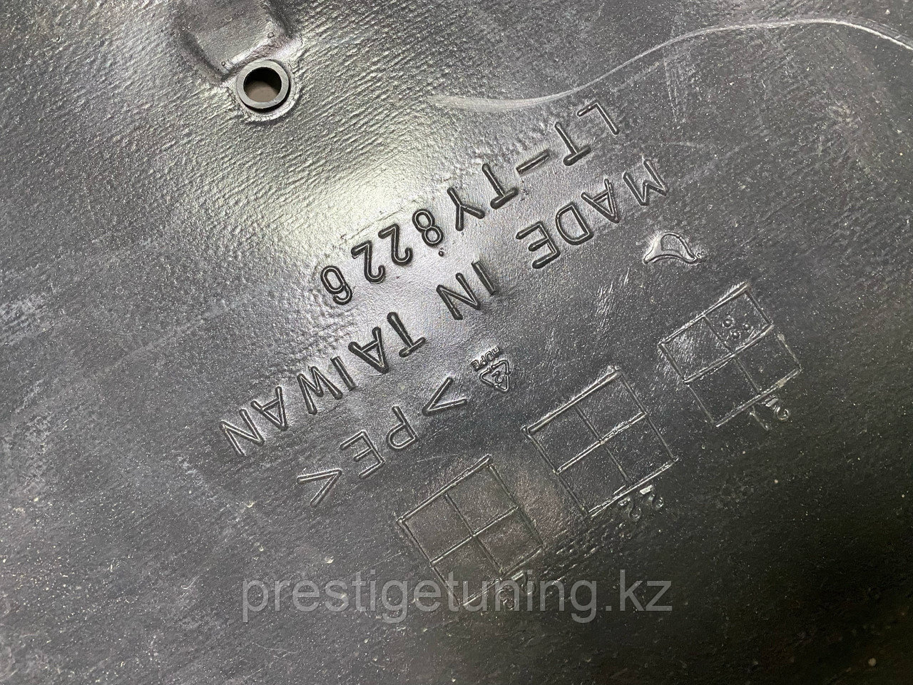 Camry V70 2018-21 (Тайвань) к лігінің алдыңғы жағындағы паллет қорғанысы - фото 5 - id-p107754564