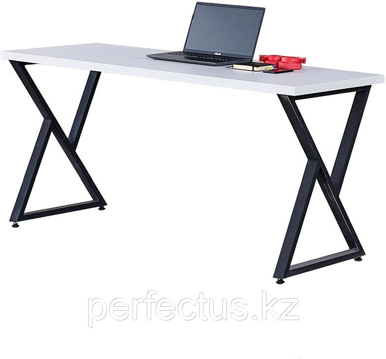 Офисный компьютерный стол ЛДСП, 150x60x75 см, белый - фото 1 - id-p107761179