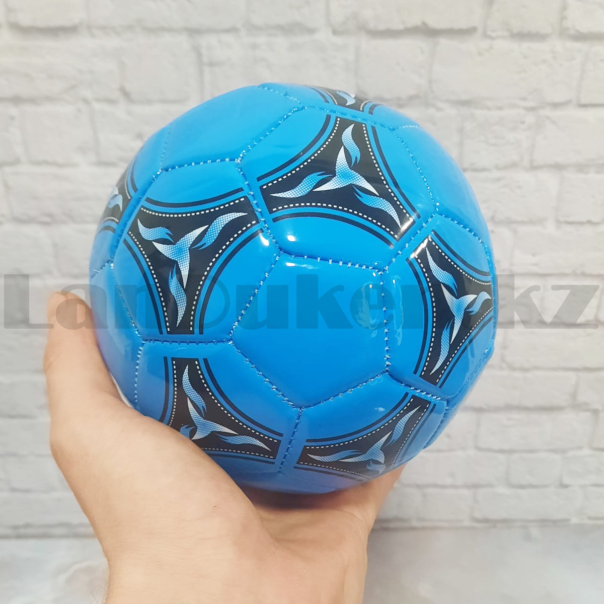 Детский футбольный мяч d 19 см синий - фото 1 - id-p100385566