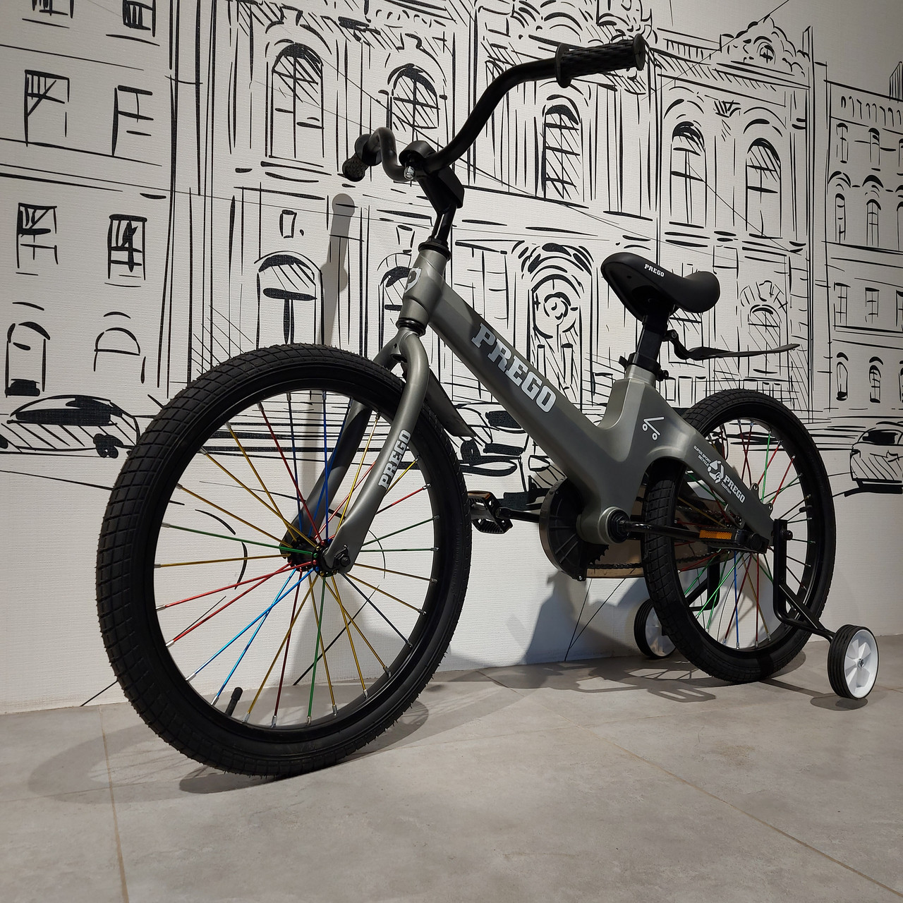 Детский двухколесный велосипед "Prego". Версия 2.0. 20" колеса. С боковыми колесами. Серый.