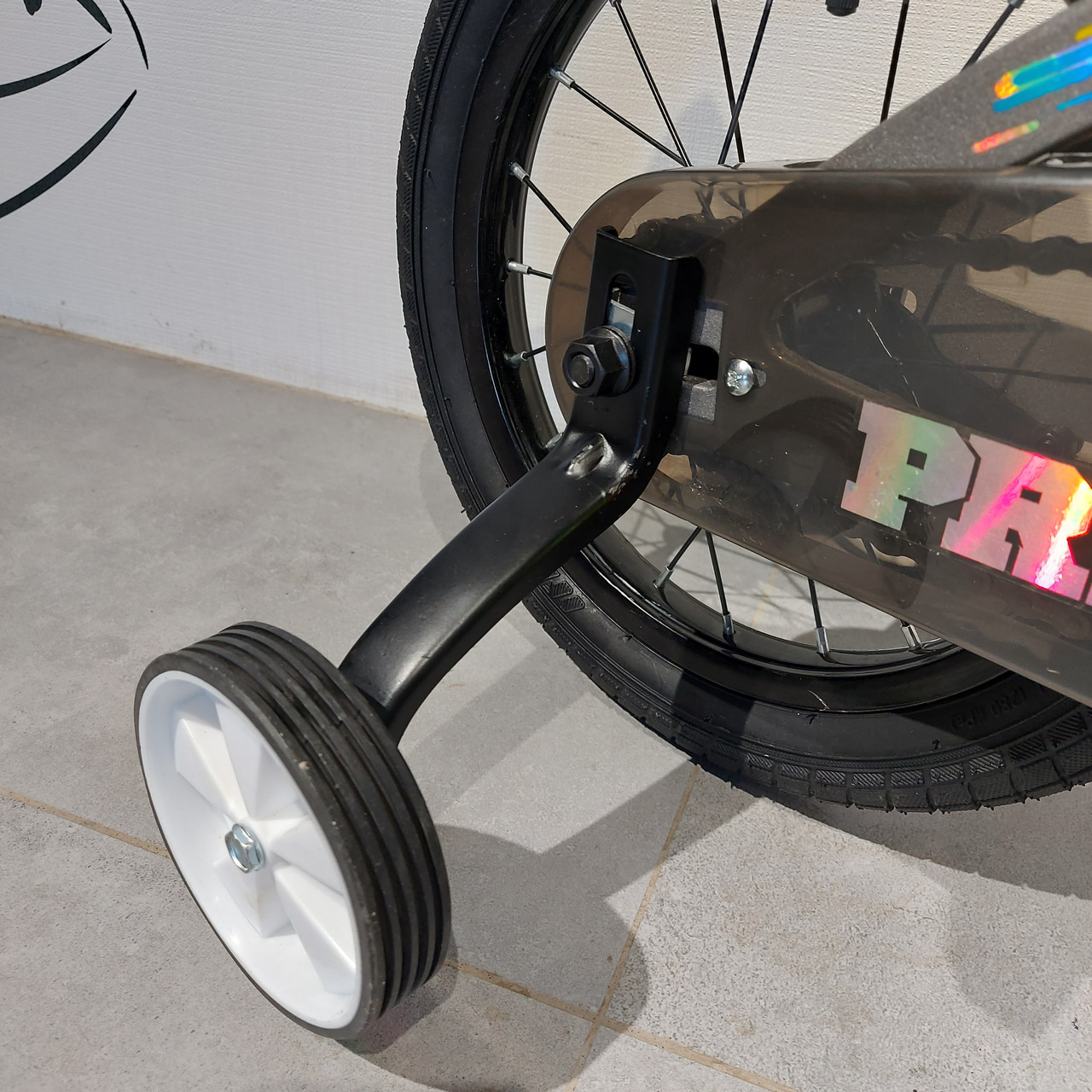 Детский двухколесный велосипед "Prego 2".14" колеса. С боковыми колесиками. Серый. - фото 2 - id-p107940176