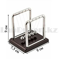 Настольный сувенир маятник Ньютона маленький