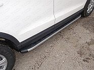 Пороги алюминиевые с пластиковой накладкой (карбон серые) 1720 мм ТСС для Audi Q3 2011-