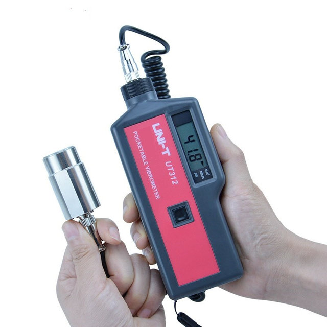 Порно анасы қызын ұстап алады