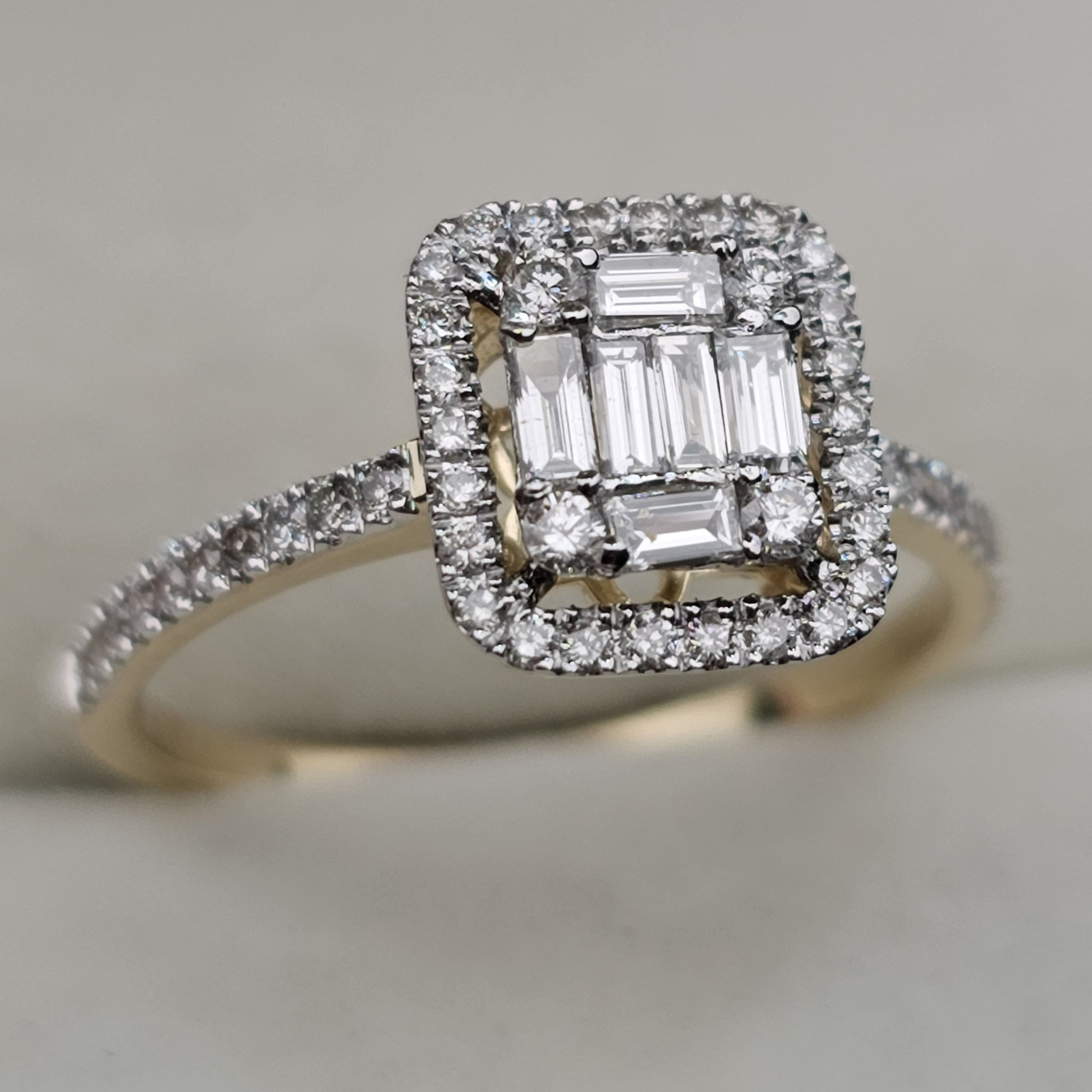 Золотое кольцо с бриллиантами Багет 0.6 ct VS1/G VG Cut 17.5 р