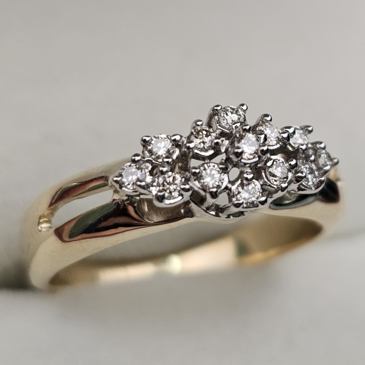 Золотое кольцо с бриллиантами 0.17 ct VS2/K VG Cut 17 р