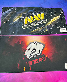 Коврики с киберспортивными командами (В ассортименте)