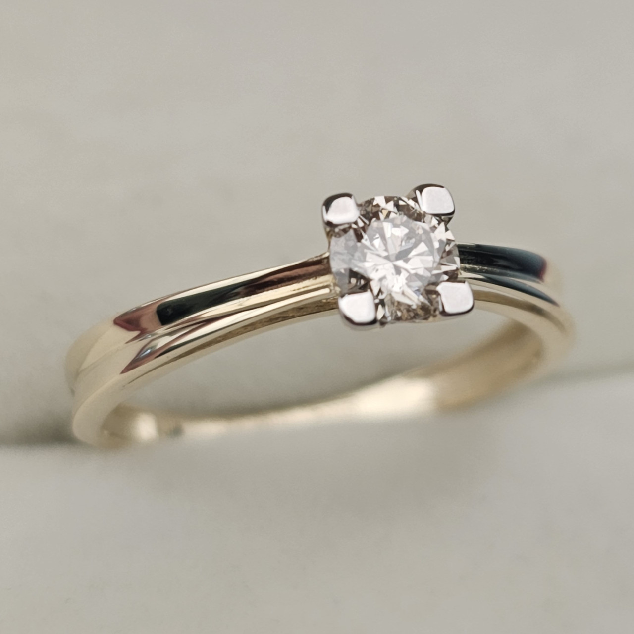 Золотое кольцо с бриллиантами ж/з 0,306 Ct VS2/M VG 16.5 р