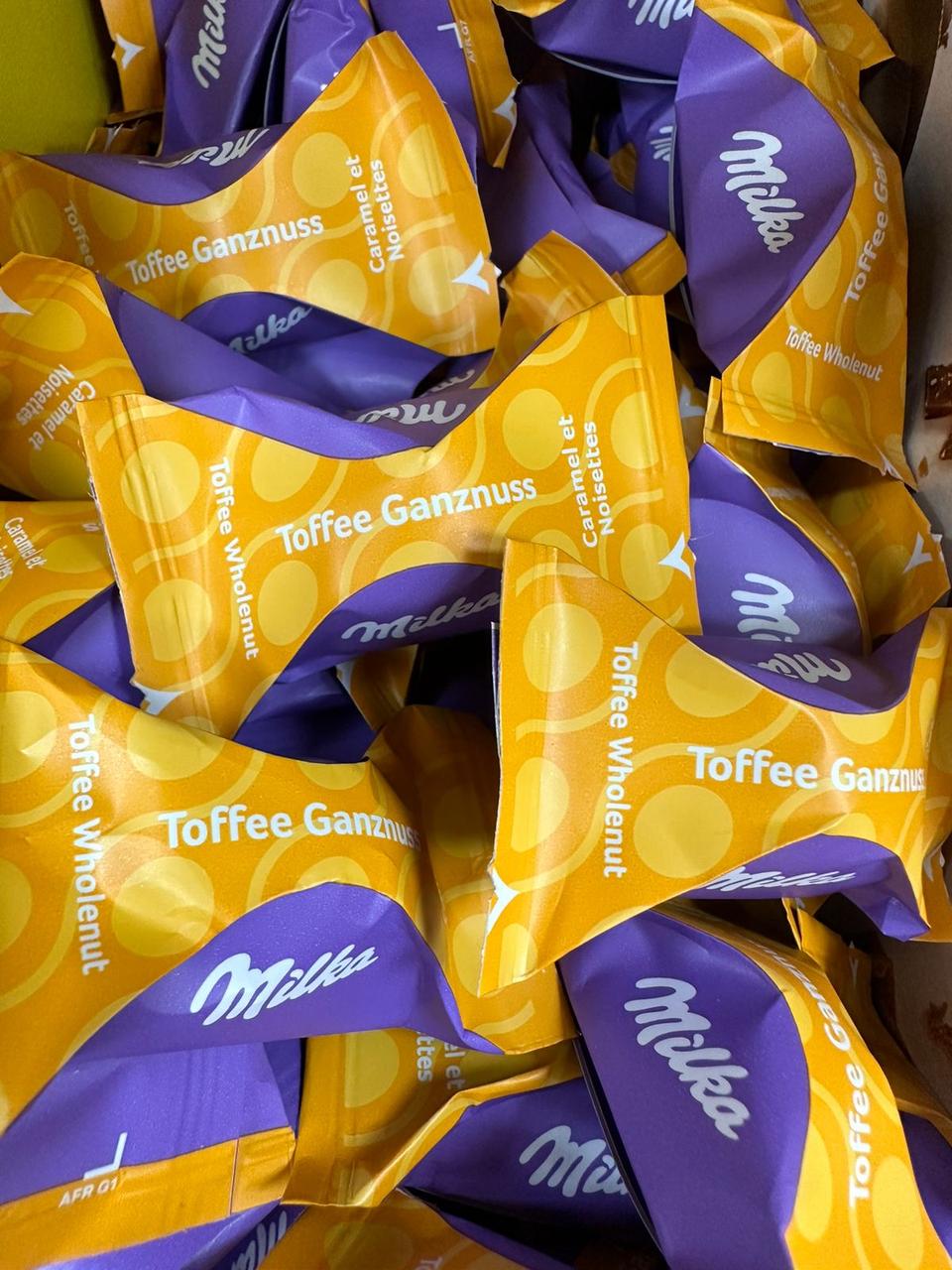 Шоколадные конфеты MILKA Toffe Gunznuss 1кг (на вес)