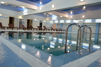 Бассейн в SPA