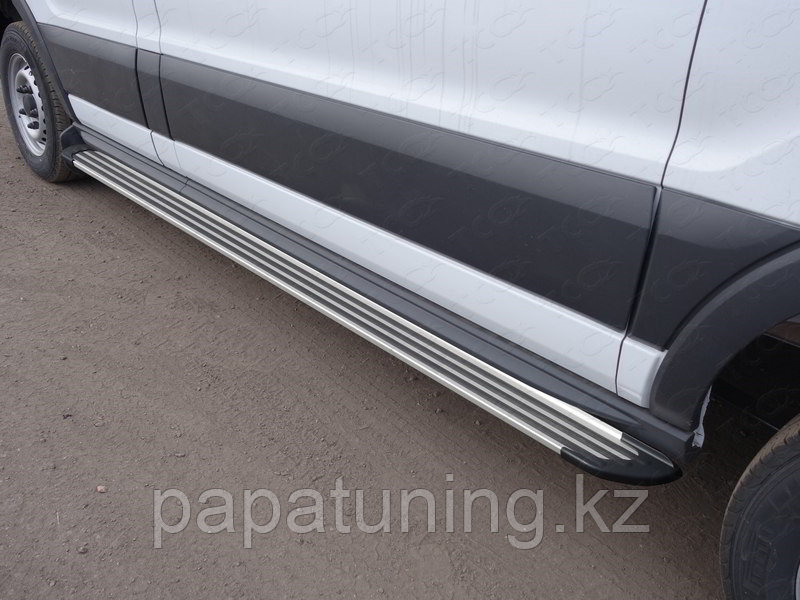 Порог алюминиевый "Slim Line Silver" 2220 мм (левый) ТСС для Ford Transit FWD L2 2013- - фото 1 - id-p108091688