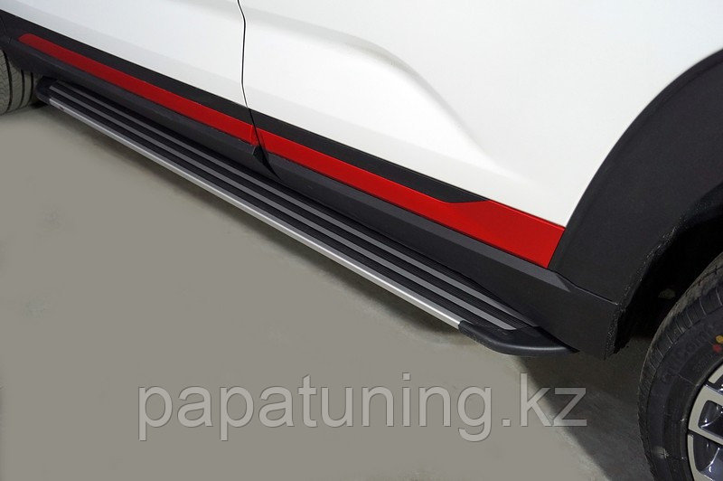 Пороги алюминиевые "Slim Line Silver" 1720 мм ТСС для Changan CS35 plus2WD 1.5T 2023-