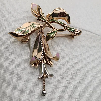 Золотая брошь 585 проба 3.05гр