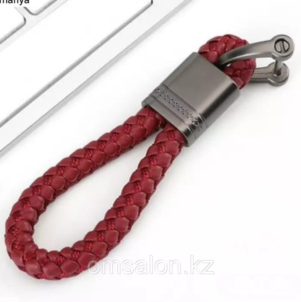 Брелок с плетёным ремешком из кожи, фото 1