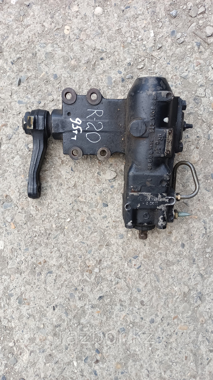 Рулевой редуктор Nissan Mistral