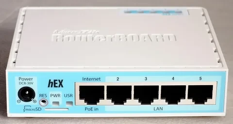 Сетевой Маршрутизатор MikroTik RB750Gr3 hEX Router. 5x Ethernet 10/100/1000, USB, PoE