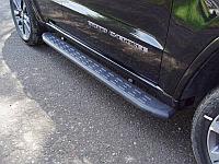 Пороги алюминиевые с пластиковой накладкой (карбон черные) 1820 мм ТСС для Jeep Grand Cherokee 2017-