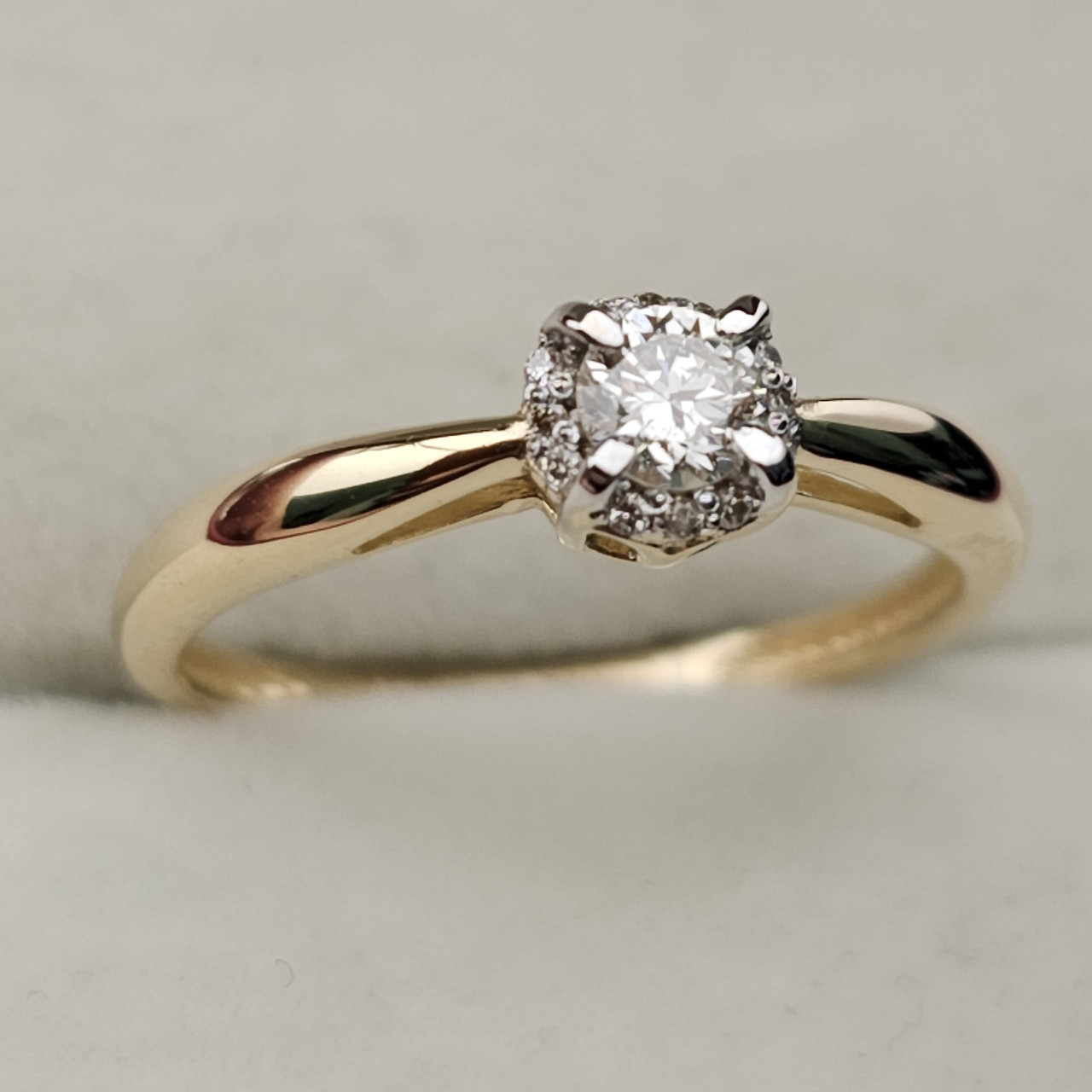 Золотое кольцо с бриллиантами 0.168 Сt  VS1/K , VG - Cut 16.5 размер