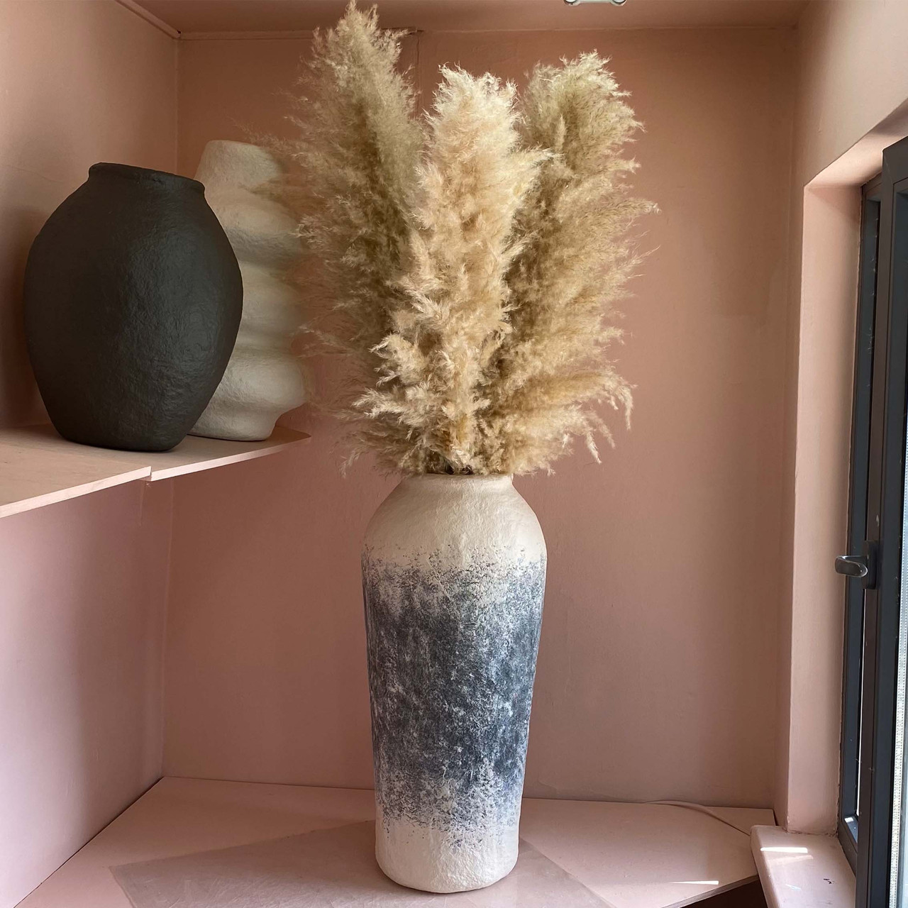 Напольная ваза-кувшин серо-бежевый 70 см - фото 1 - id-p108211348