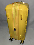 Маленький пластиковый дорожный чемодан на 4-х колёсах Travel car (высота 56 см, ширина 36 см, глубина 24 см), фото 5