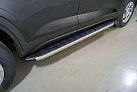 Пороги алюминиевые с пластиковой накладкой (карбон серебро) 1720 мм ТСС для Hyundai Creta 2021-